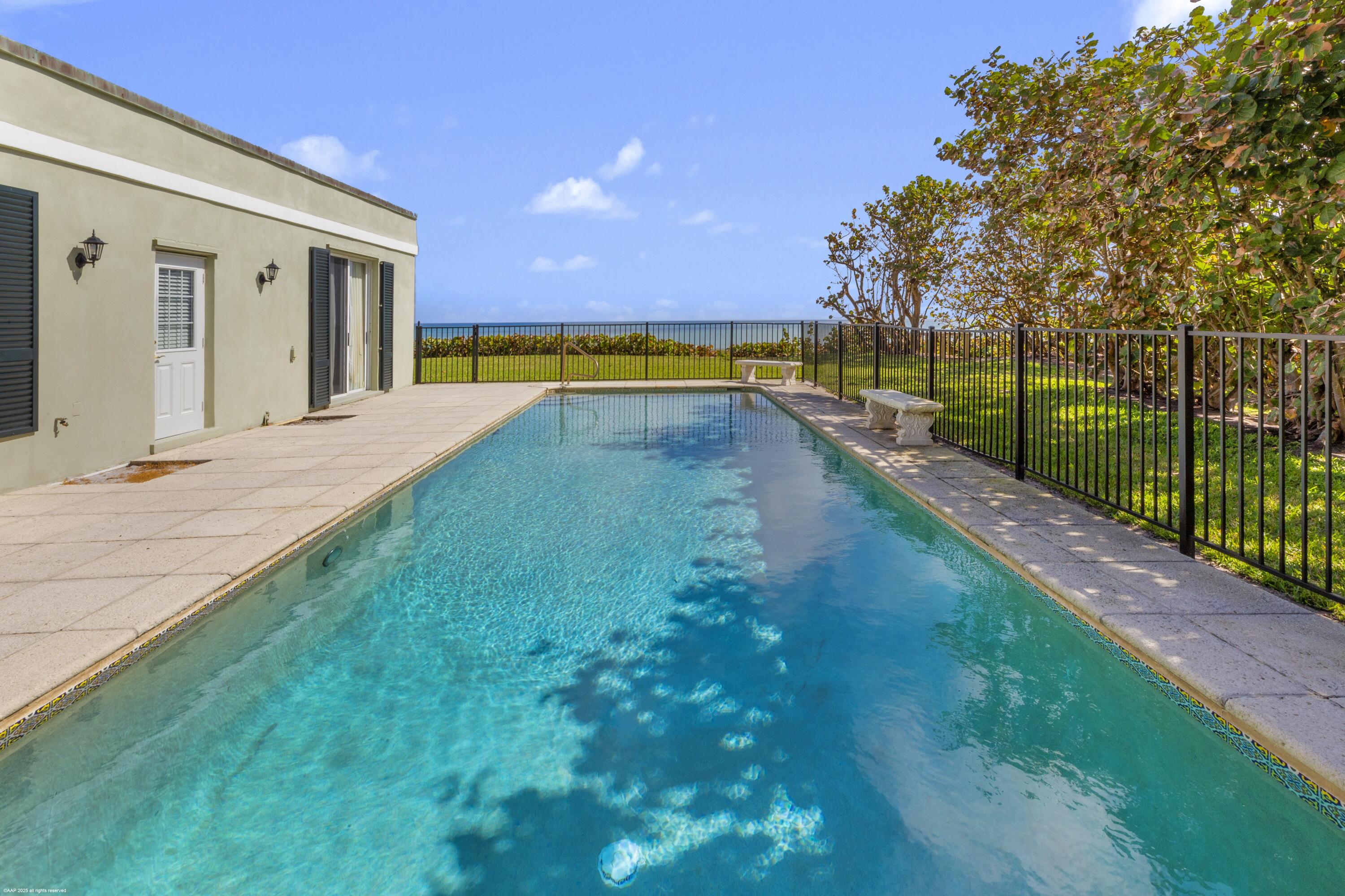 15 South Beach Road Jupiter Island, FL 33455 - Photo 19 of 23 15 South Beach Rd 038