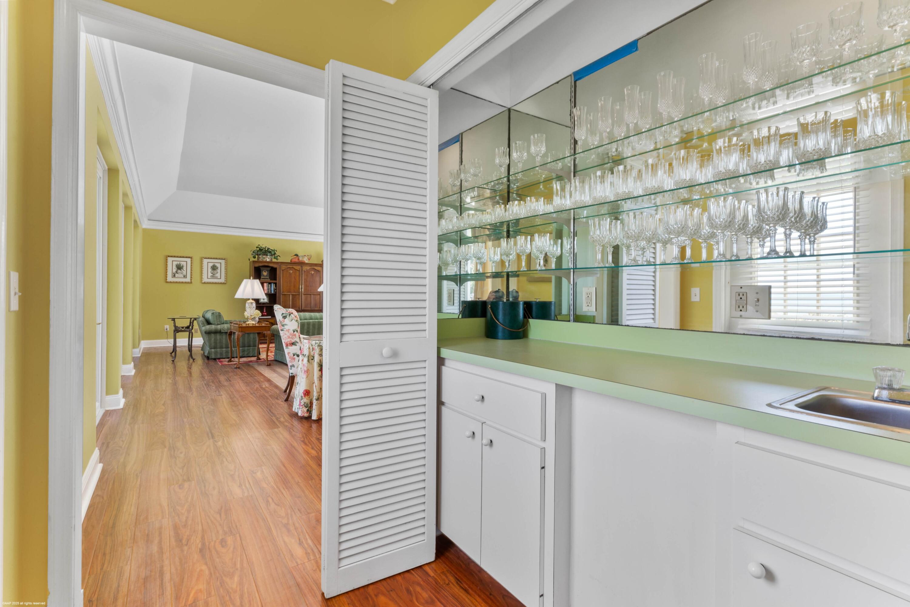 15 South Beach Road Jupiter Island, FL 33455 - Photo 10 of 23 15 South Beach Rd 025a