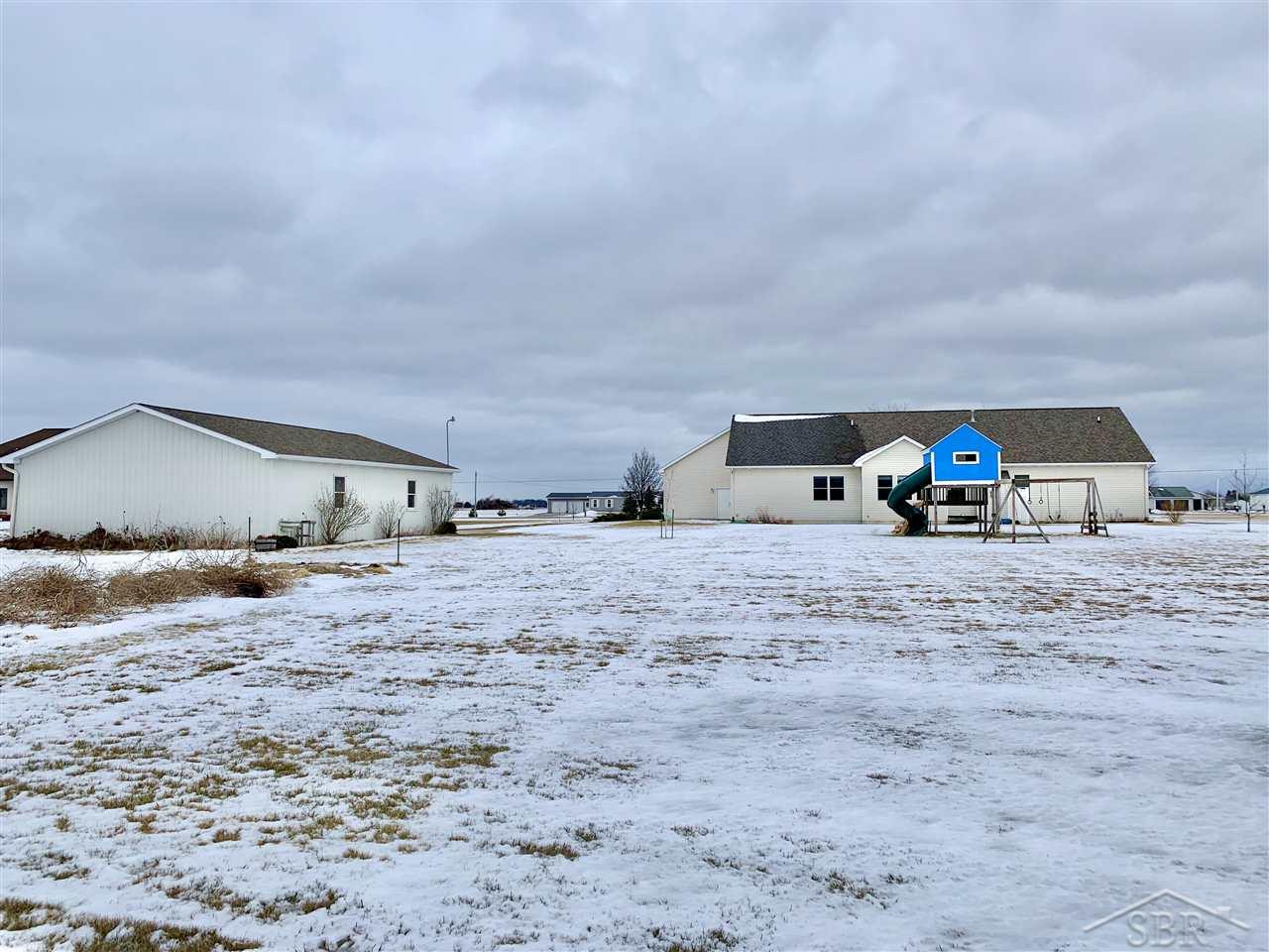 7368 7 Mile Road Freeland, MI 48623 - Photo 48 of 55