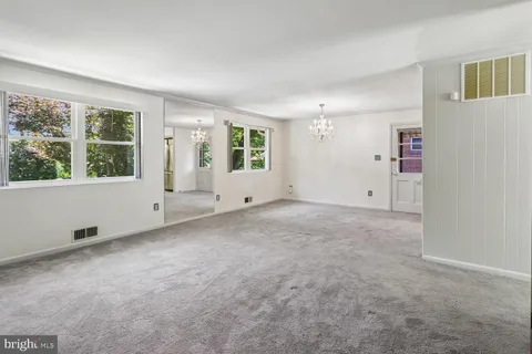 $575,000 | 902 Malta Lane, Silver Spring, MD 20901