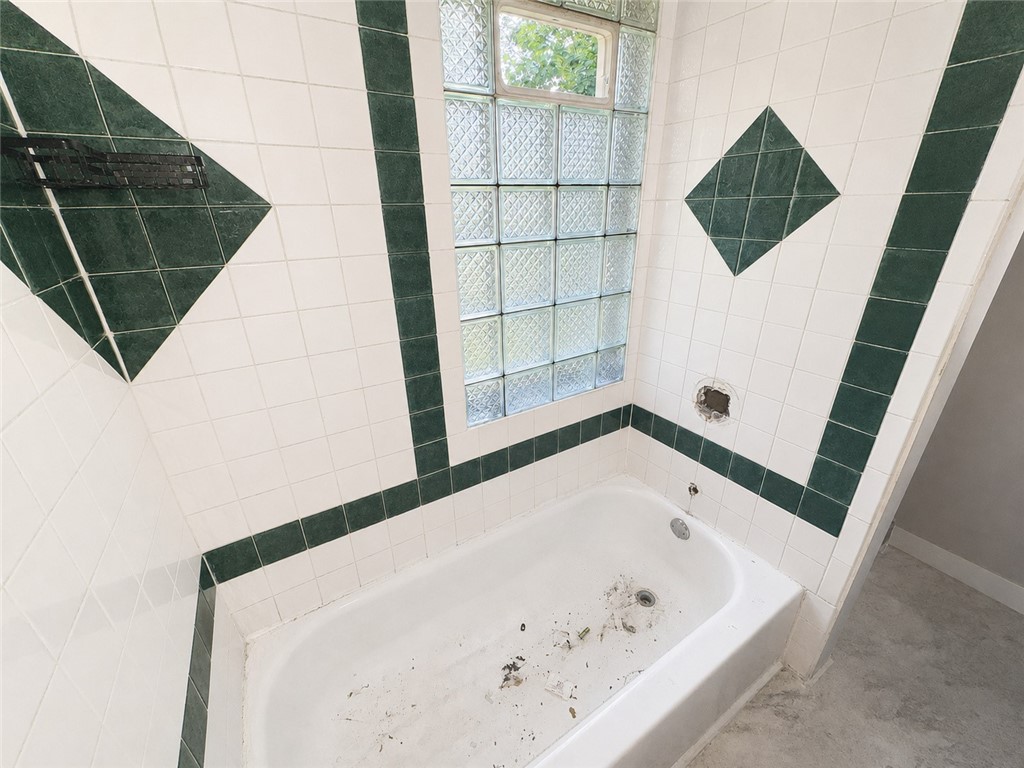175 Lexington Avenue Rochester, NY 14613 - Photo 26 of 36
