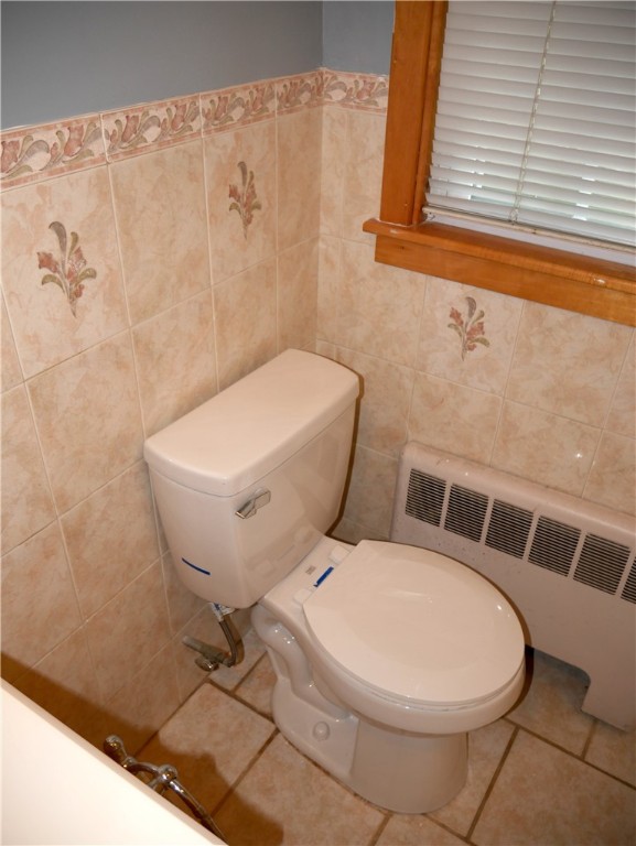 71 Napoleon Street Woonsocket, RI 02895 - Photo 25 of 34 2nd fl