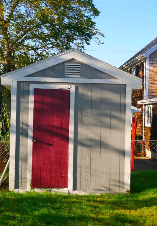 71 Napoleon Street Woonsocket, RI 02895 - Photo 5 of 34 Storage Shed