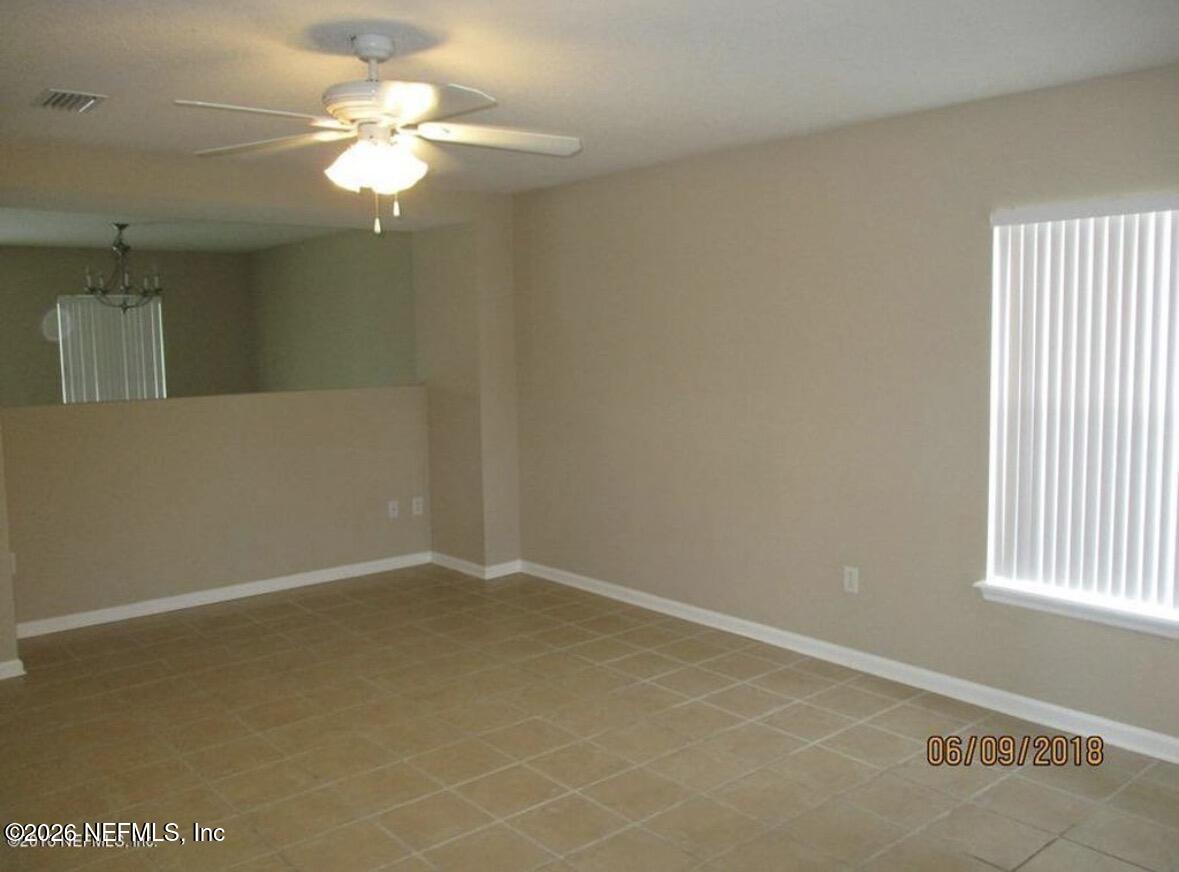 86339 Cartesian Pointe Drive Yulee, FL 32097 - Photo 2 of 21 IMG_2175