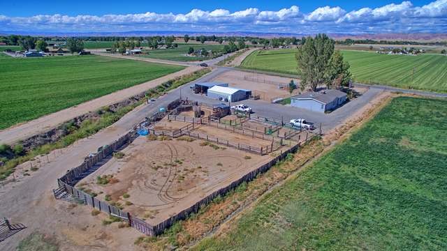 2135 M Road Grand Junction, CO 81505 - Photo 5 of 42 a view of a back yard