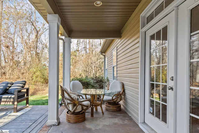 $600,000 | 204 Cove Harbor Court, Taylors, SC 29687