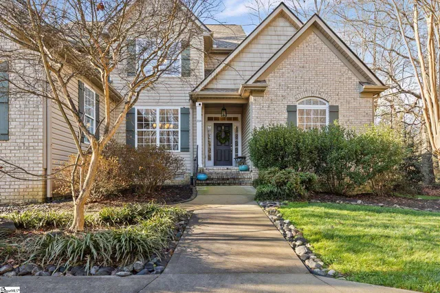 $600,000 | 204 Cove Harbor Court, Taylors, SC 29687