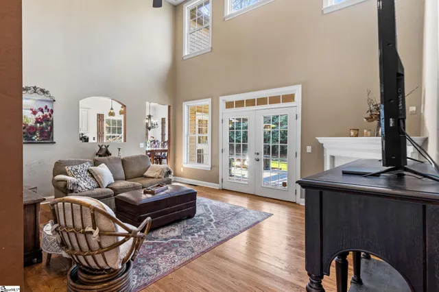 $600,000 | 204 Cove Harbor Court, Taylors, SC 29687