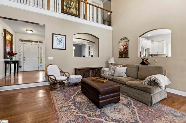 $600,000 | 204 Cove Harbor Court, Taylors, SC 29687