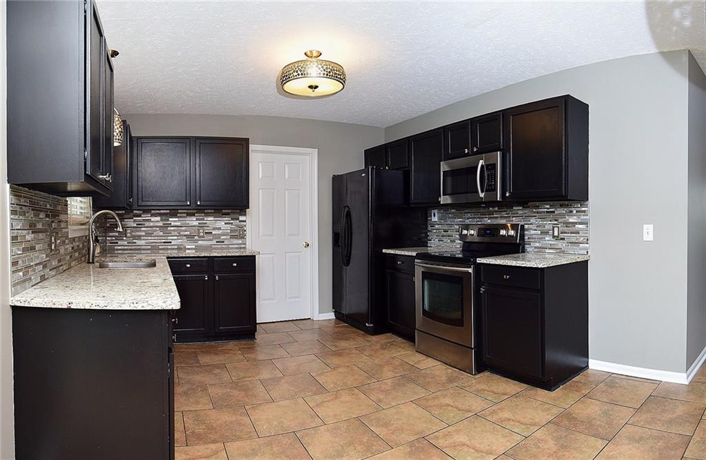 12040 Seville Road Fishers, IN 46037 - Photo 13 of 26 Gallery Image 13