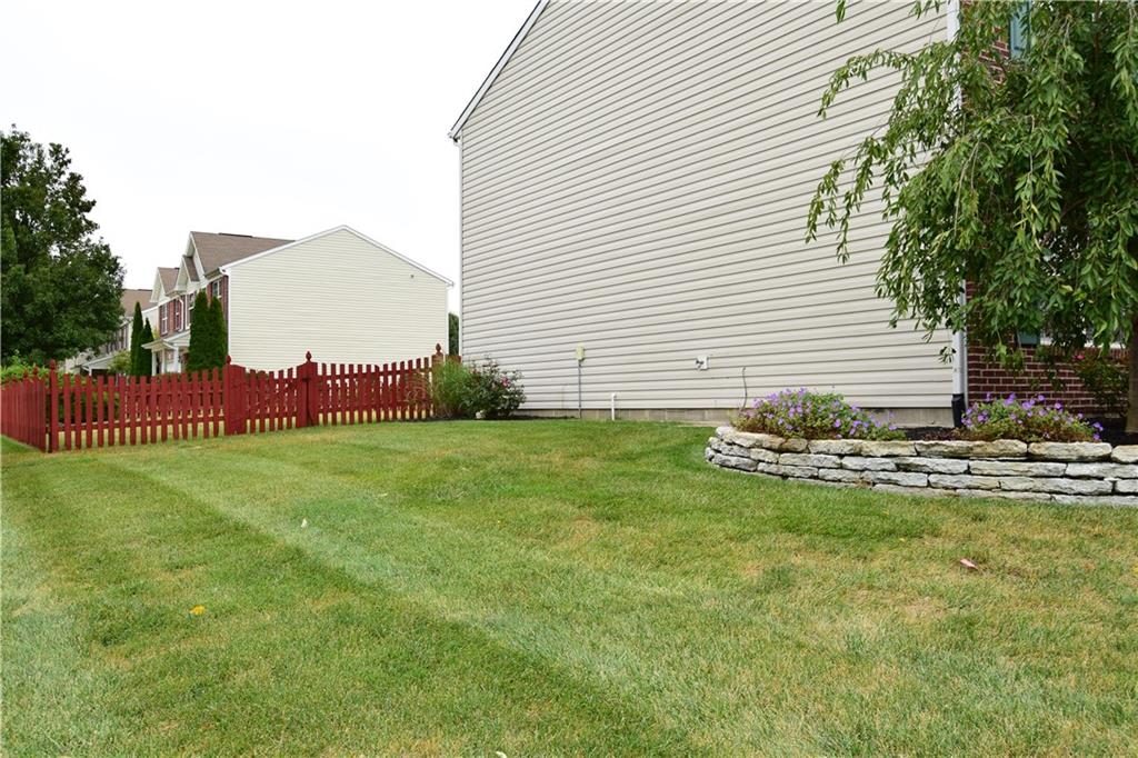 12040 Seville Road Fishers, IN 46037 - Photo 5 of 26 Gallery Image 5