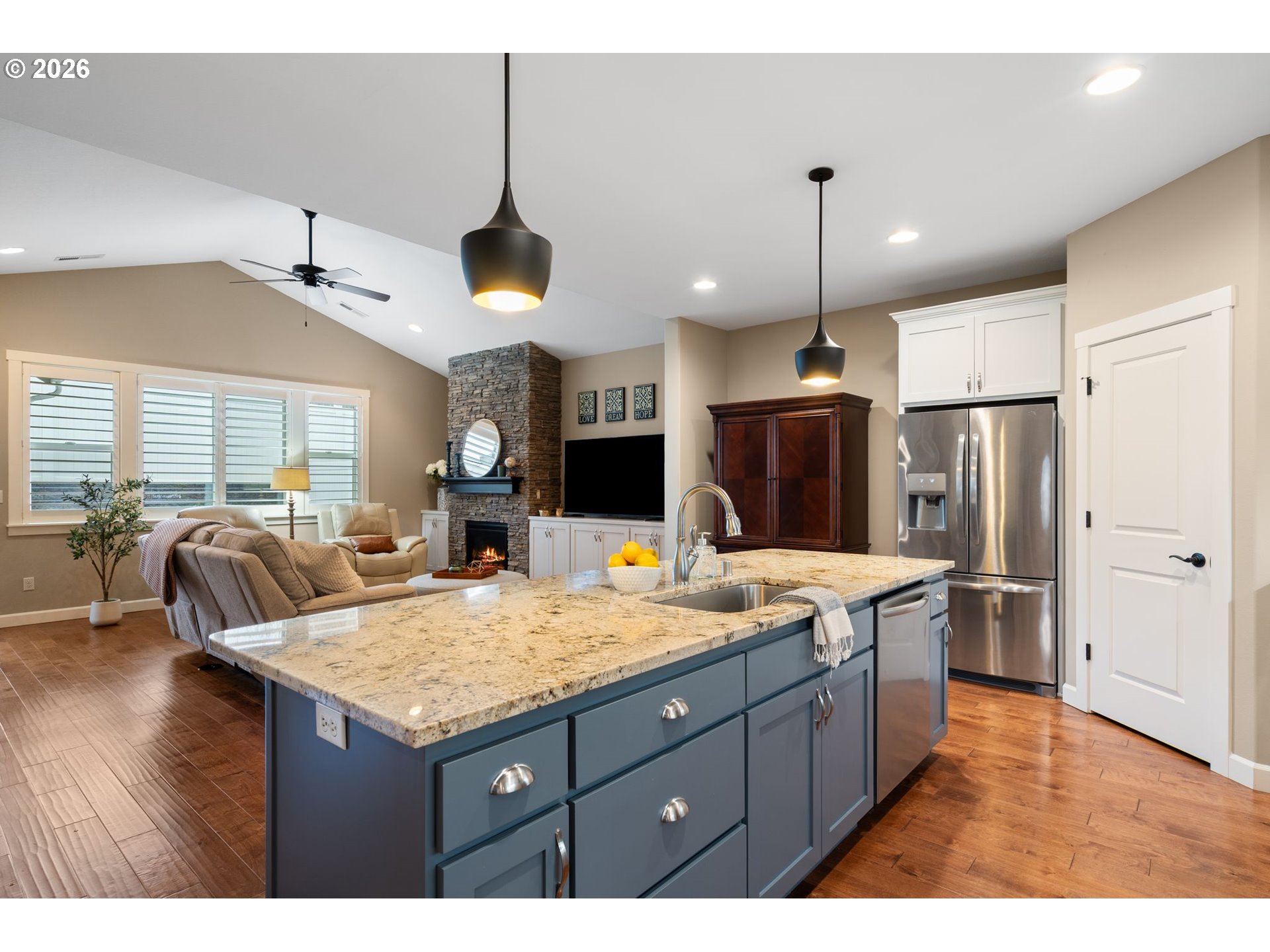 17804 Northeast 17th Avenue Ridgefield, WA 98642 - Photo 3 of 35 Kitchen