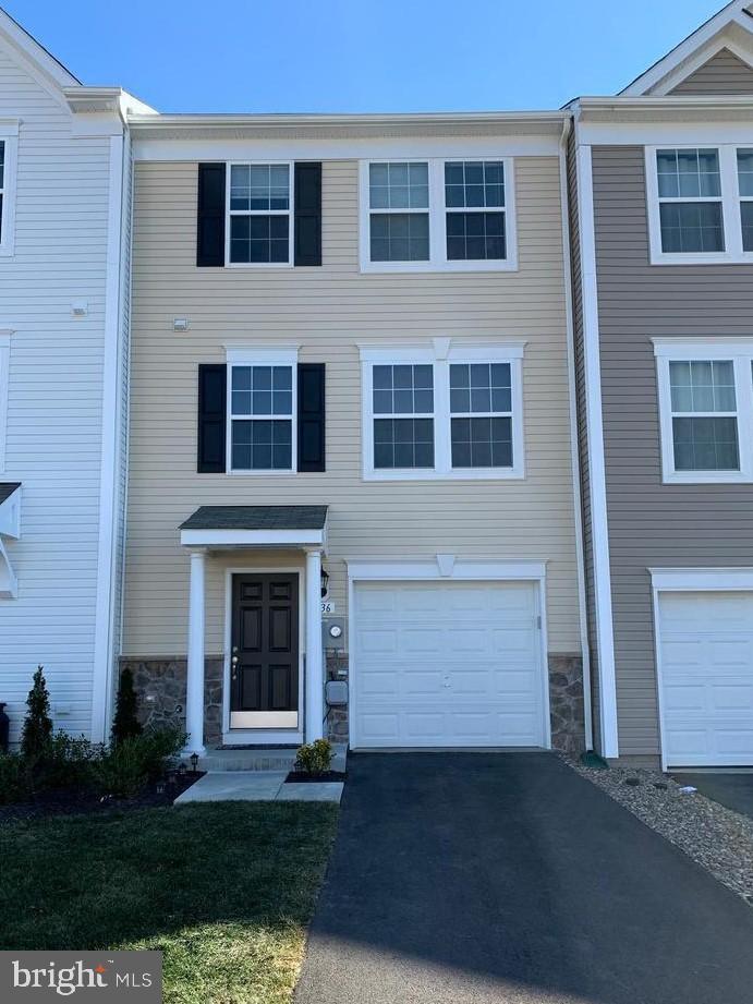 436 Rumbling Rock Road Hedgesville, WV 25427 - Photo 1 of 27