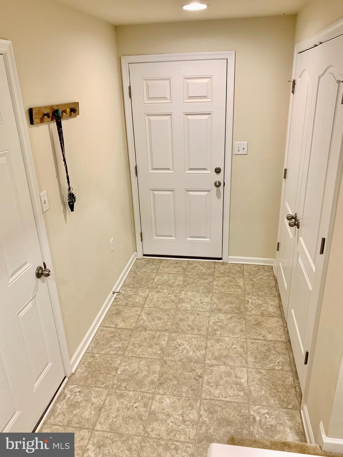 436 Rumbling Rock Road Hedgesville, WV 25427 - Photo 3 of 27