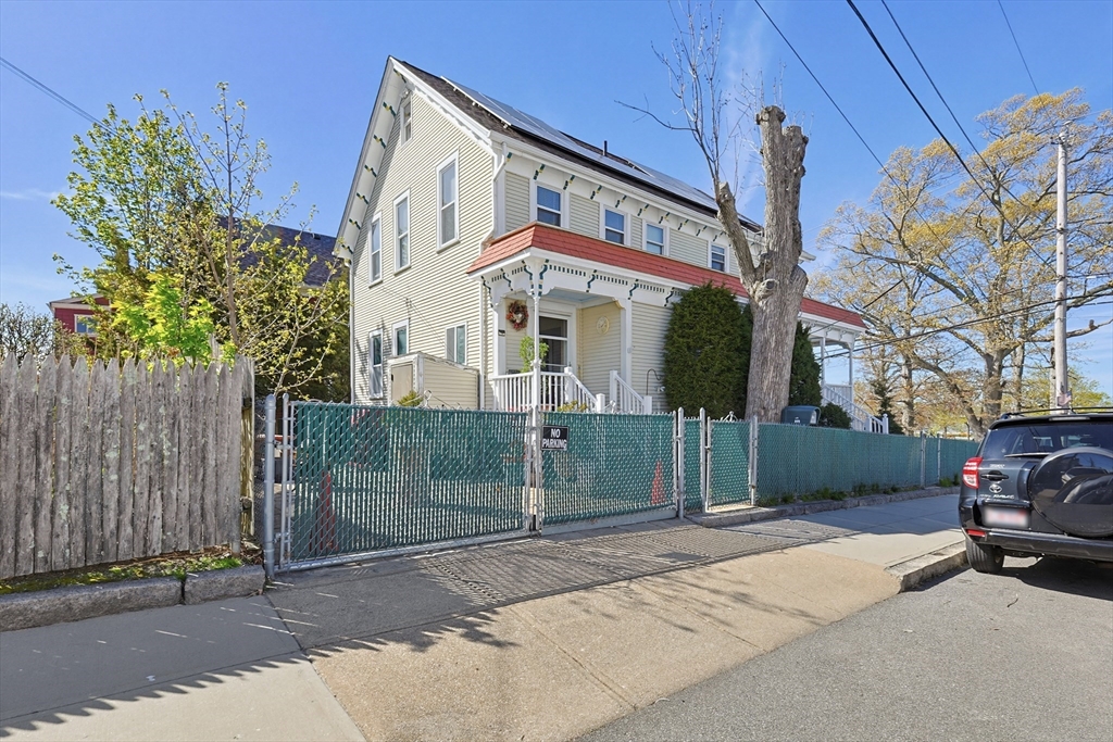 391 Middle Street Fall River, MA 02724 - Photo 2 of 42 Gallery Image 2
