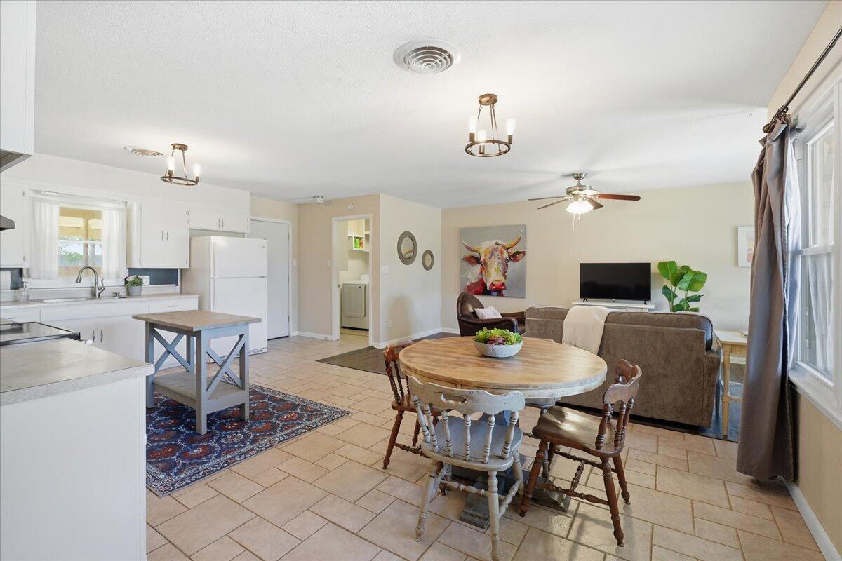 5209 41st Street Lubbock, TX 79414 - Photo 3 of 29 04-nmlm-41st-4