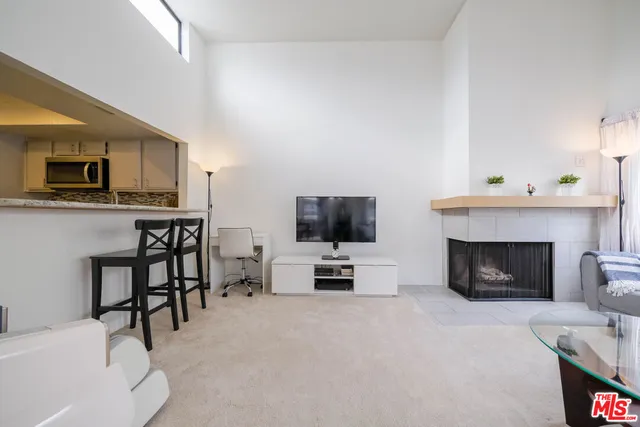 $660,000 | 365 West Alameda Avenue, Unit 304, Burbank, CA 91506