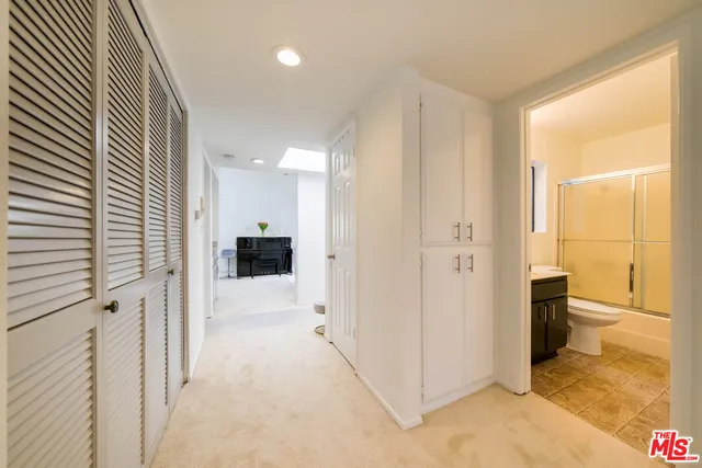 $660,000 | 365 West Alameda Avenue, Unit 304, Burbank, CA 91506