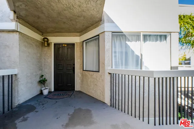 $660,000 | 365 West Alameda Avenue, Unit 304, Burbank, CA 91506