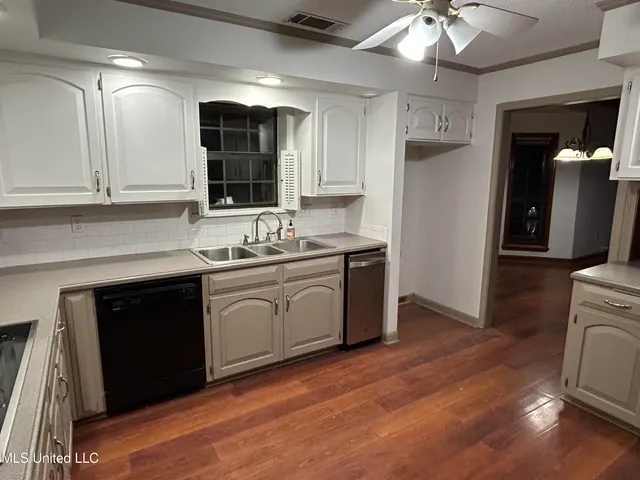 $350,000 | 2907 Highway 8, Cleveland, MS 38732