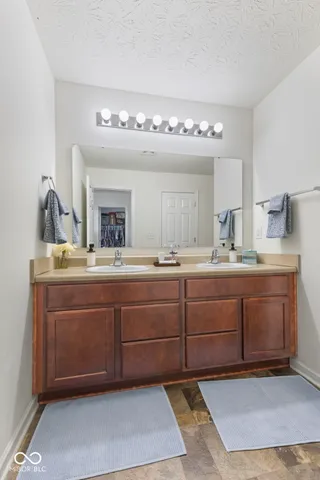 $415,000 | 3372 Clary Blvd S Drive, Greenwood, IN 46143