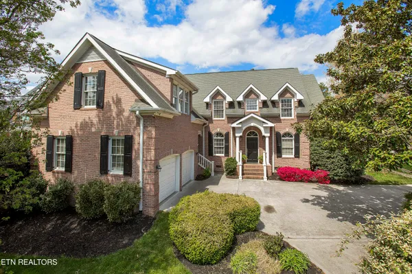 $1,197,000 | 801 McKinley Pointe Lane, Knoxville, TN 37934