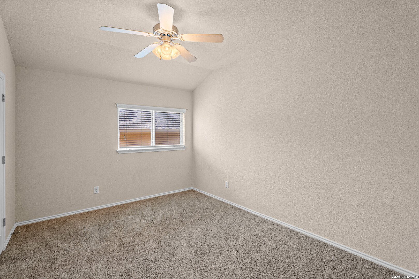 129 Enchanted View Cibolo, TX 78108 - Photo 20 of 31