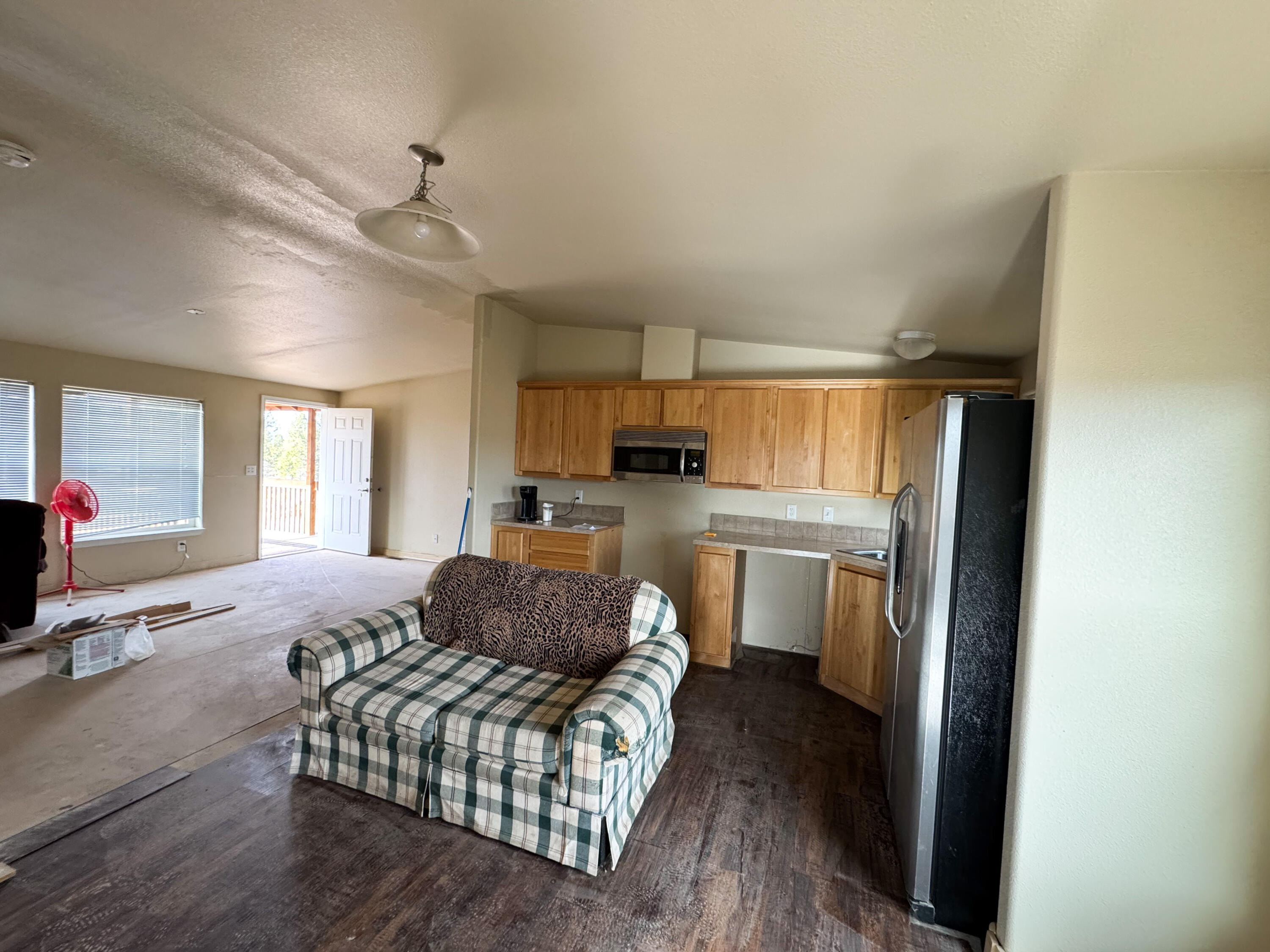 3218 Shoreview Drive Chiloquin, OR 97624 - Photo 10 of 16 dining area