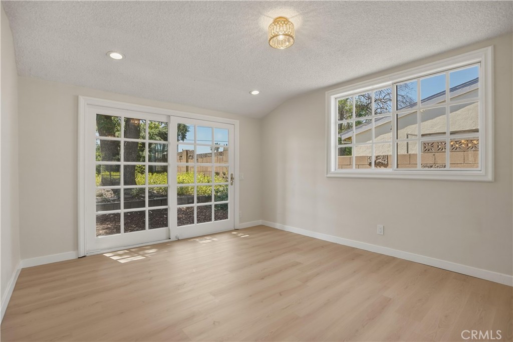 1534 Wallace Street Simi Valley, CA 93065 - Photo 22 of 48