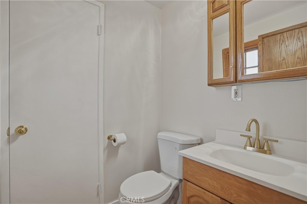 1534 Wallace Street Simi Valley, CA 93065 - Photo 33 of 48