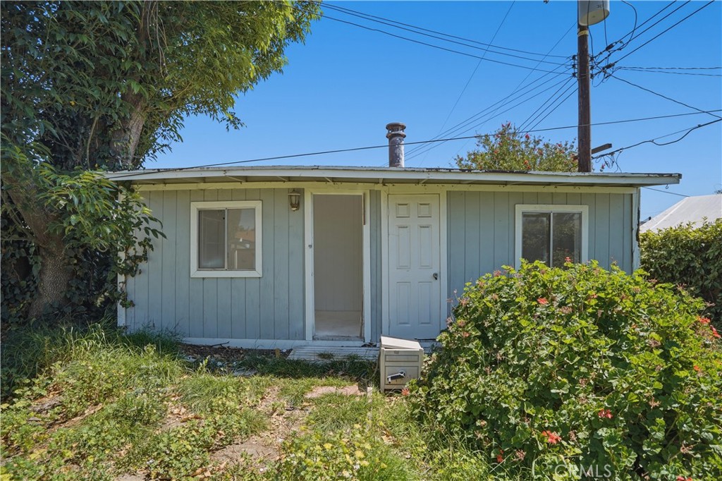 1534 Wallace Street Simi Valley, CA 93065 - Photo 39 of 48