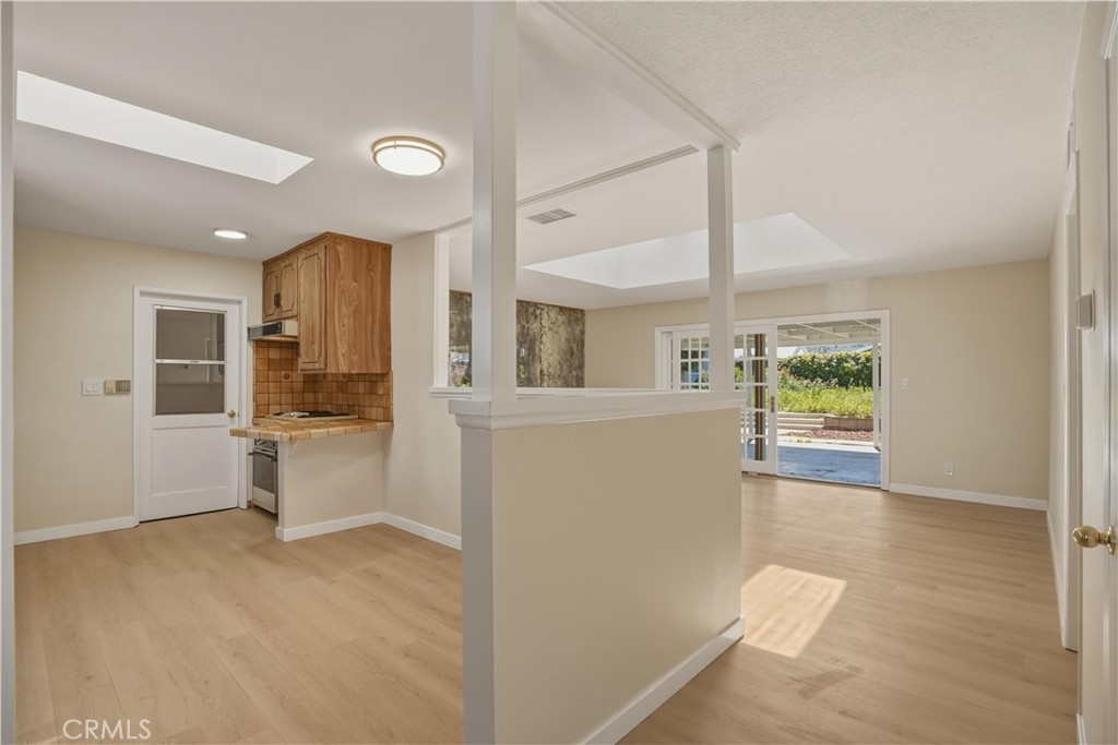 1534 Wallace Street Simi Valley, CA 93065 - Photo 10 of 48