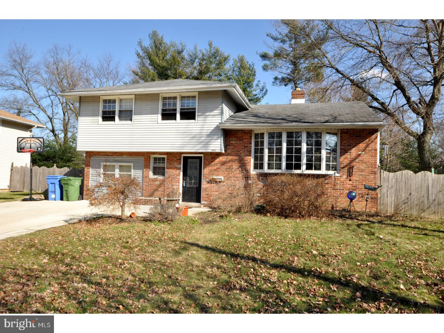 404 Howard Road Cherry Hill, NJ 08034 - Photo 2 of 17 Gallery Image 2