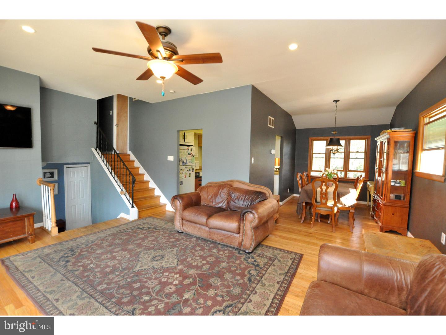404 Howard Road Cherry Hill, NJ 08034 - Photo 3 of 17 Gallery Image 3