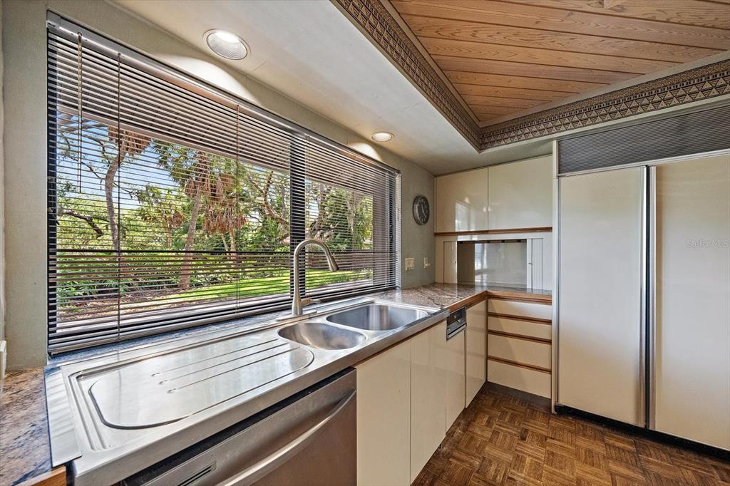 6841 Porter Road Sarasota, FL 34240 - Photo 13 of 41 Gallery Image 13