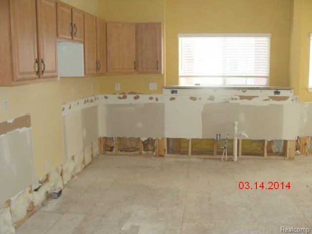 10892 Pardee Road Taylor, MI 48180 - Photo 18 of 21 kitchen after.jpg