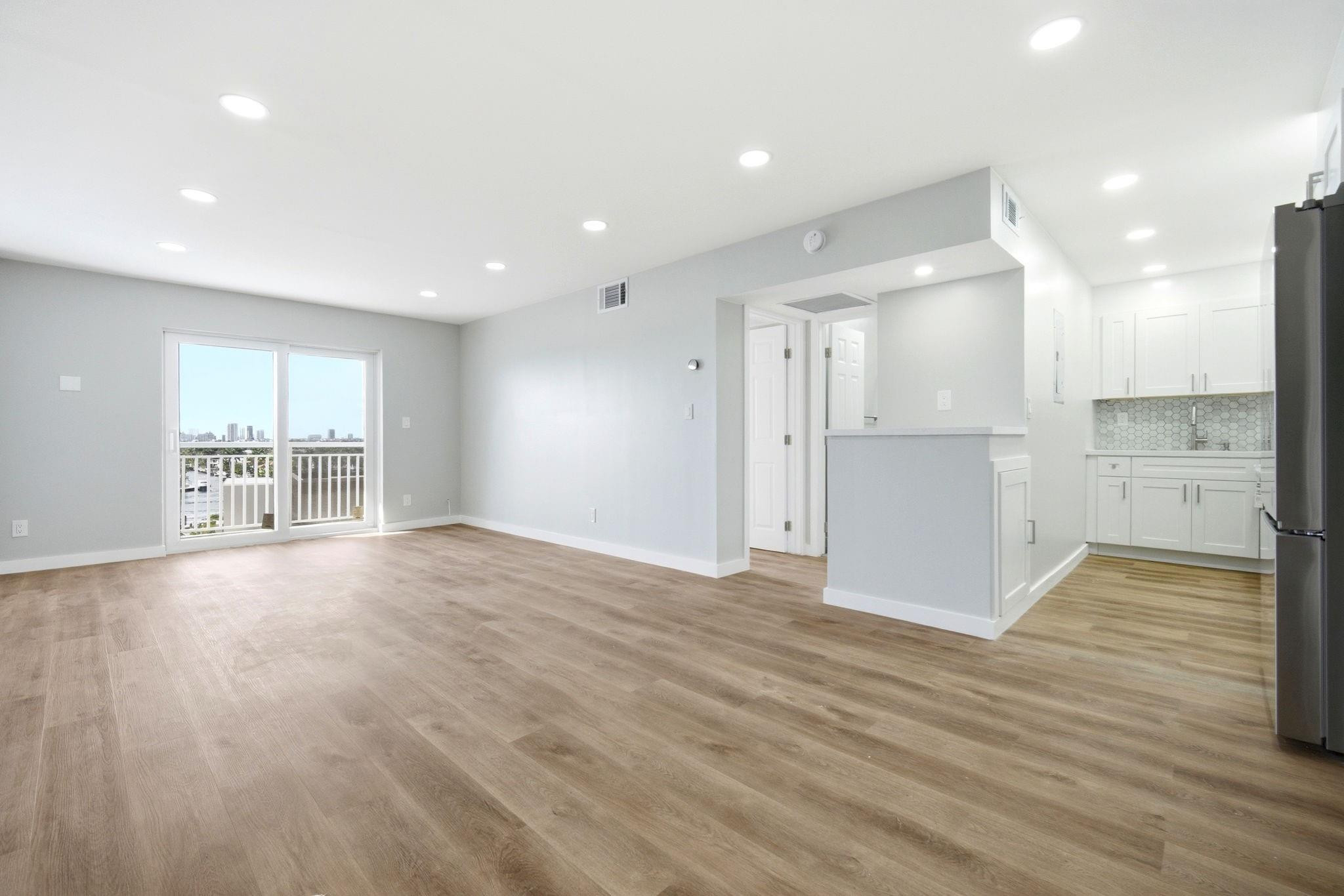 200 South Birch Road, Unit 906 Fort Lauderdale, FL 33316 - Photo 5 of 31 Photo 5