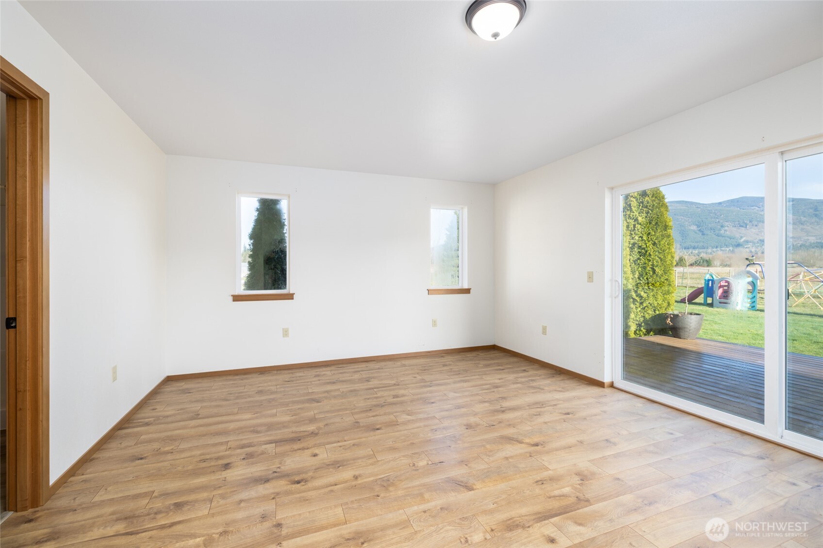 965 North Fruitdale Road Sedro-Woolley, WA 98284 - Photo 18 of 37