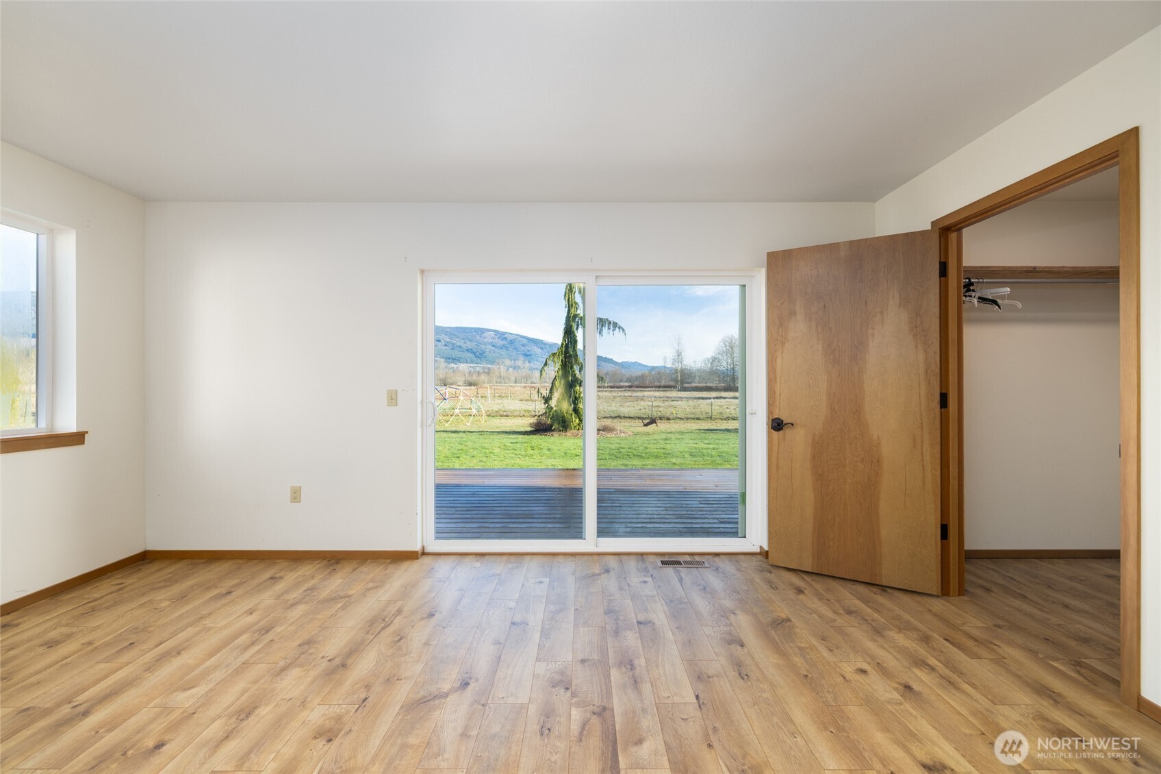 965 North Fruitdale Road Sedro-Woolley, WA 98284 - Photo 19 of 37