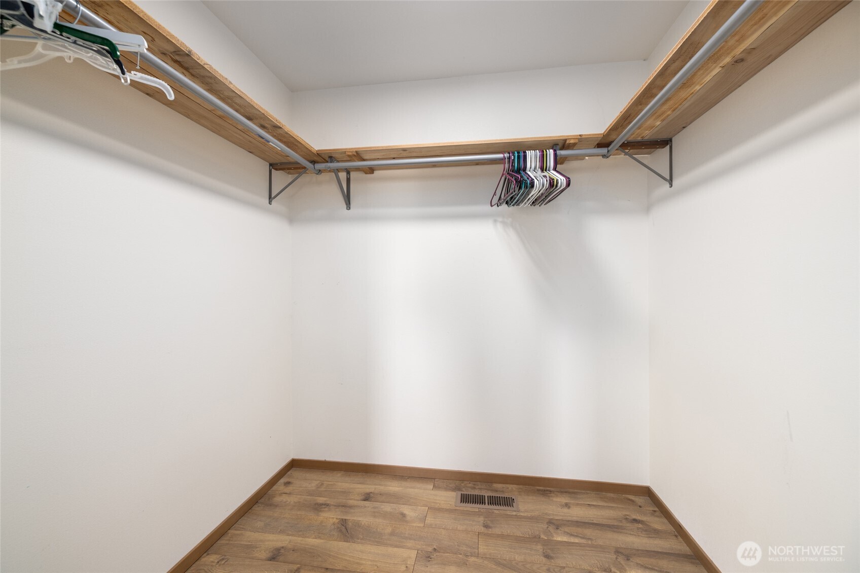 965 North Fruitdale Road Sedro-Woolley, WA 98284 - Photo 20 of 37