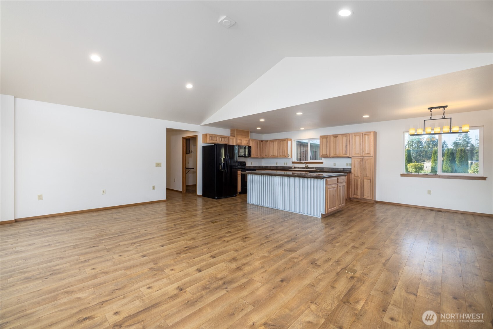 965 North Fruitdale Road Sedro-Woolley, WA 98284 - Photo 6 of 37