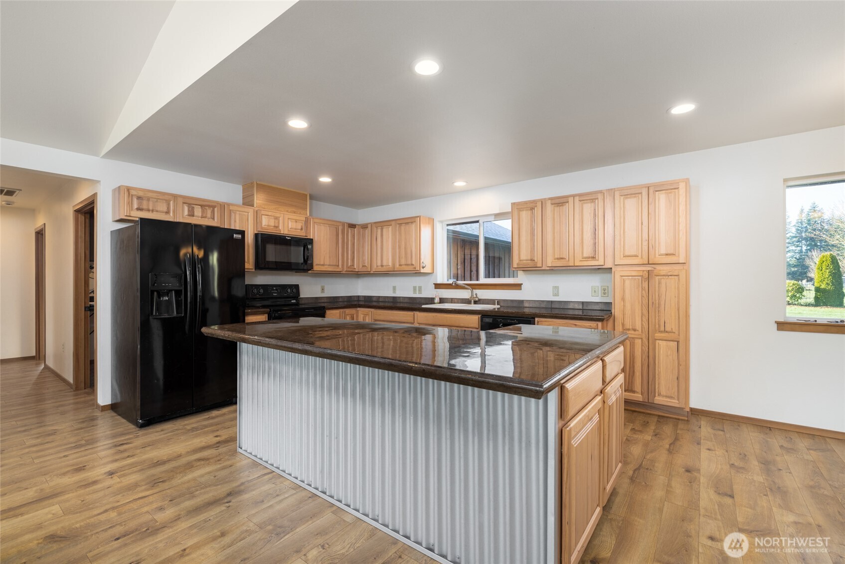 965 North Fruitdale Road Sedro-Woolley, WA 98284 - Photo 7 of 37