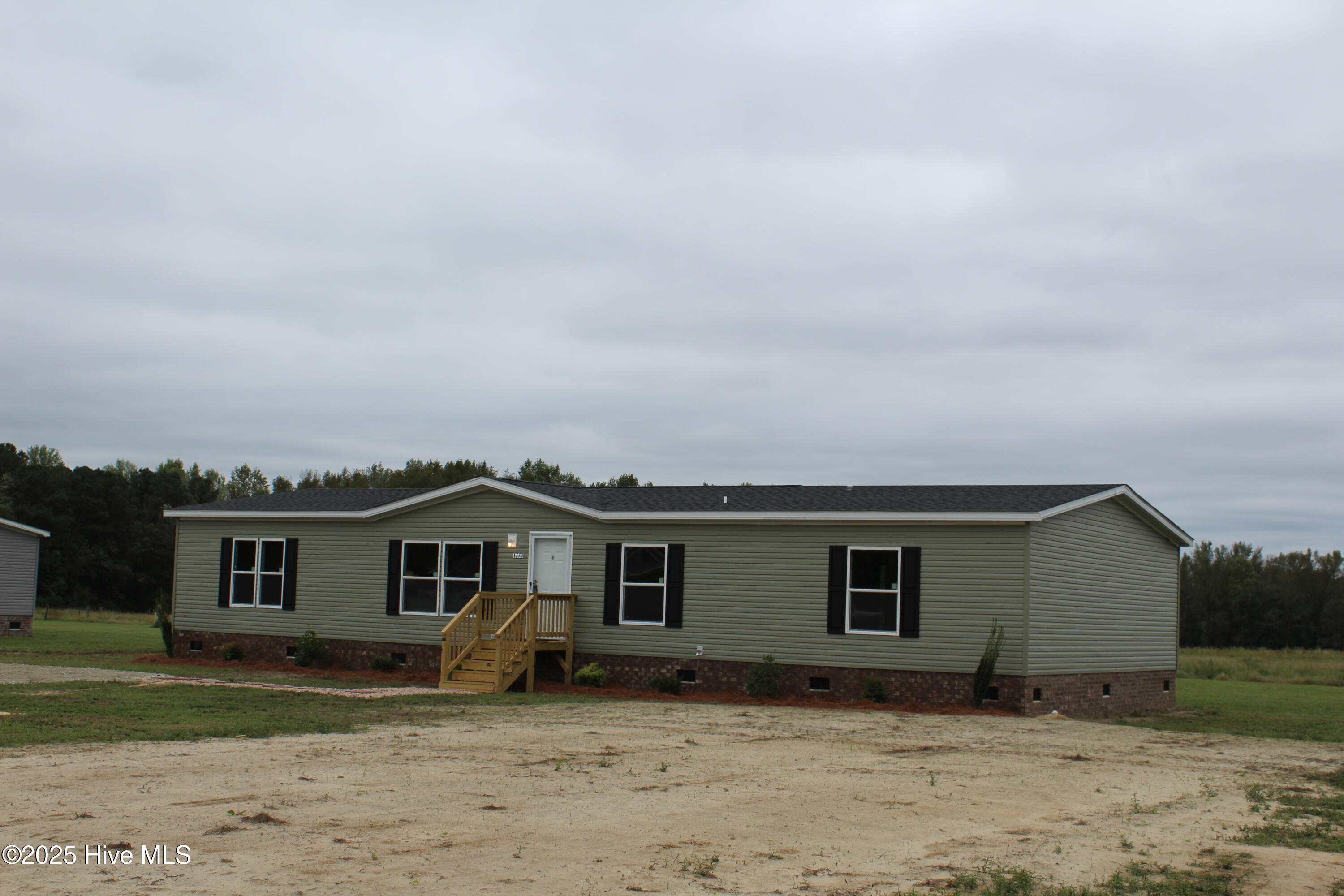 1770 Sarecta Road Pink Hill, NC 28572 - Photo 2 of 20 IMG_5143