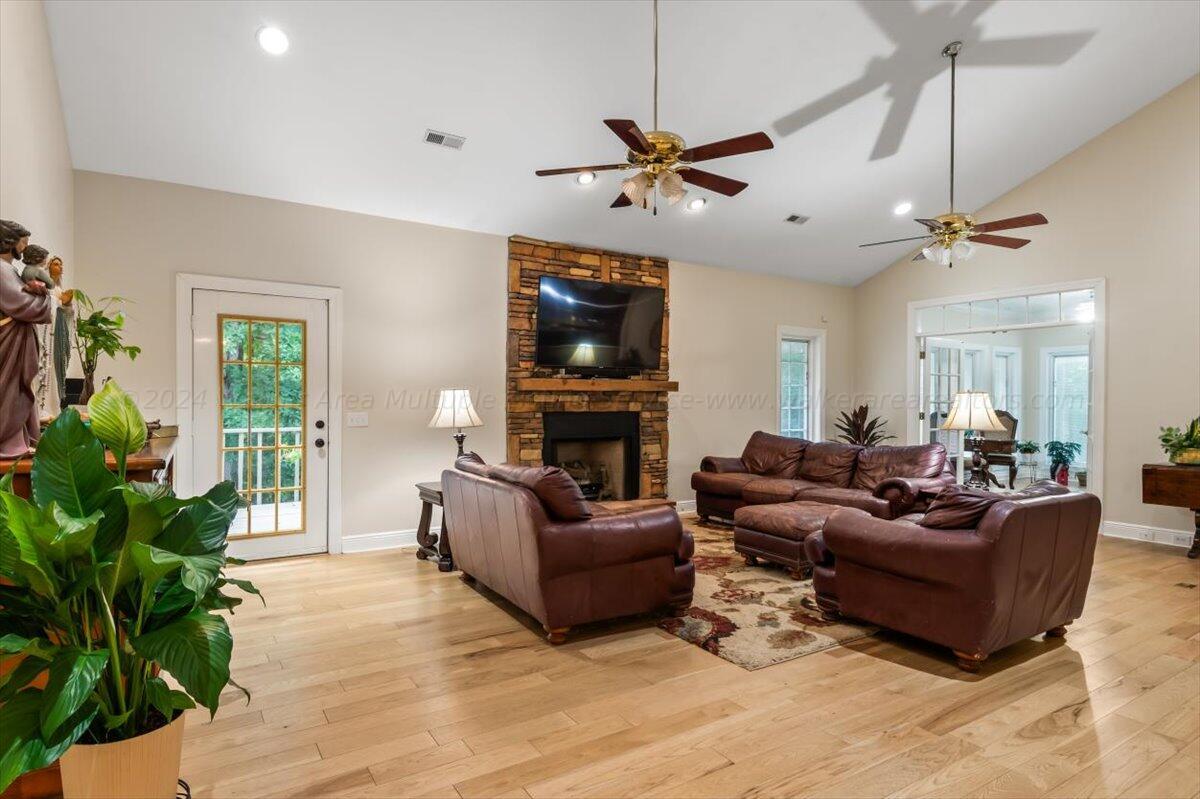 455 Highland Road Winfield, AL 35594 - Photo 4 of 48 Gallery Image 4