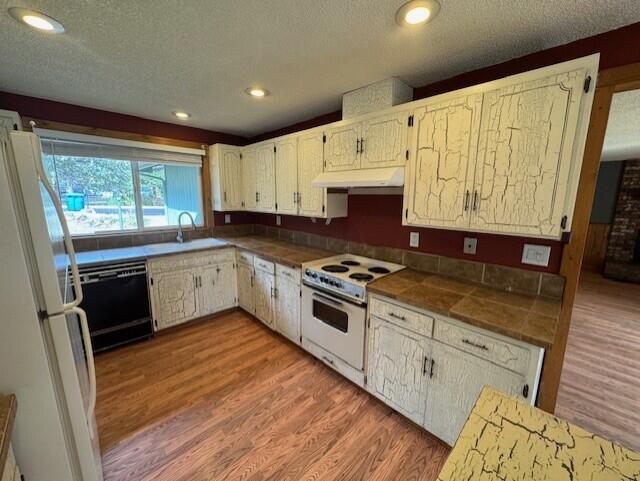 Kitchen 3