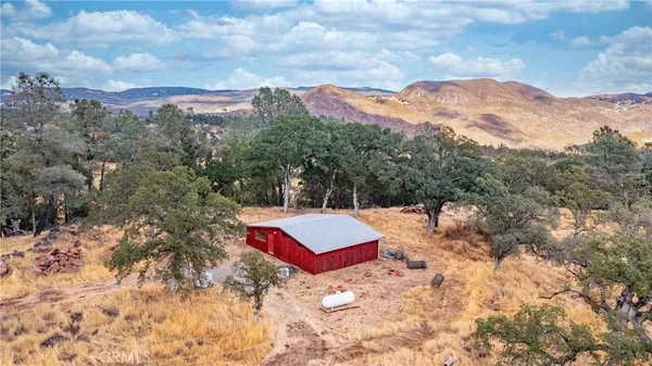 $585,000 | 21378 Jerusalem Grde, Lower Lake, CA 95457