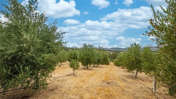 $585,000 | 21378 Jerusalem Grde, Lower Lake, CA 95457