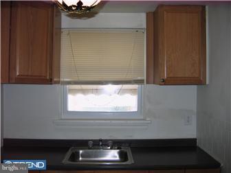 38 Gilpin Road Upper Darby, PA 19082 - Photo 3 of 12