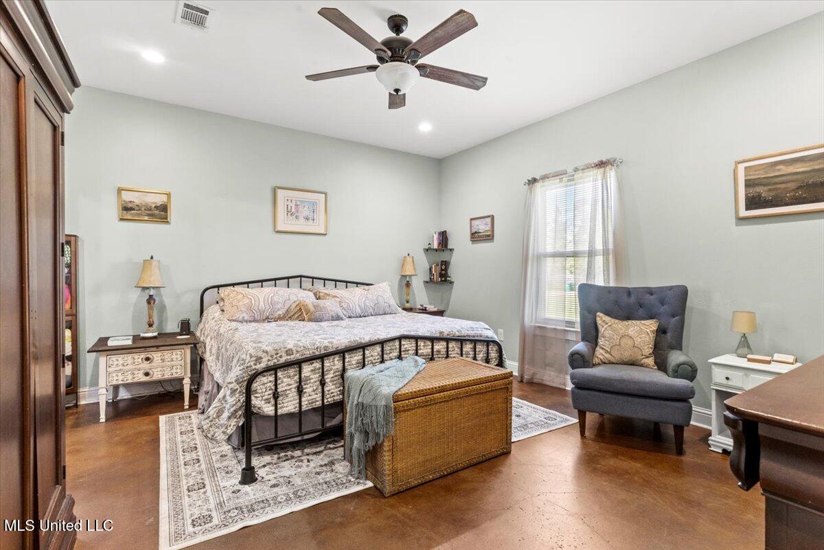 17424 Rayford Shumock Road Moss Point, MS 39562 - Photo 13 of 37 13-HJ0A3920