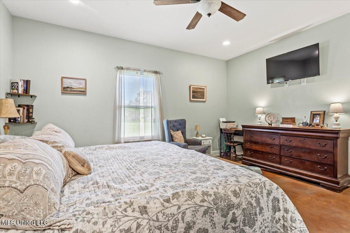 17424 Rayford Shumock Road Moss Point, MS 39562 - Photo 14 of 37 14-HJ0A3926